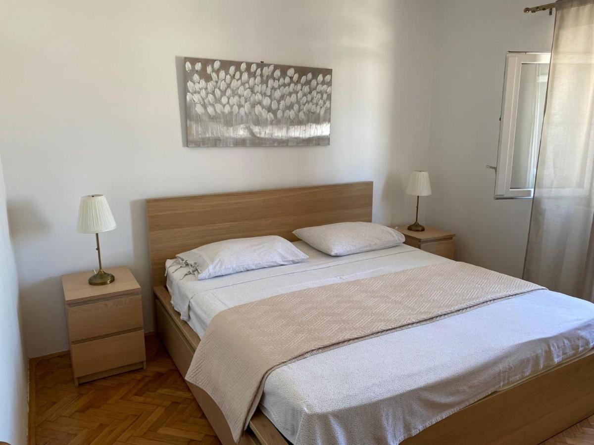 Apartments Barbaresko Lumbarda Exteriér fotografie