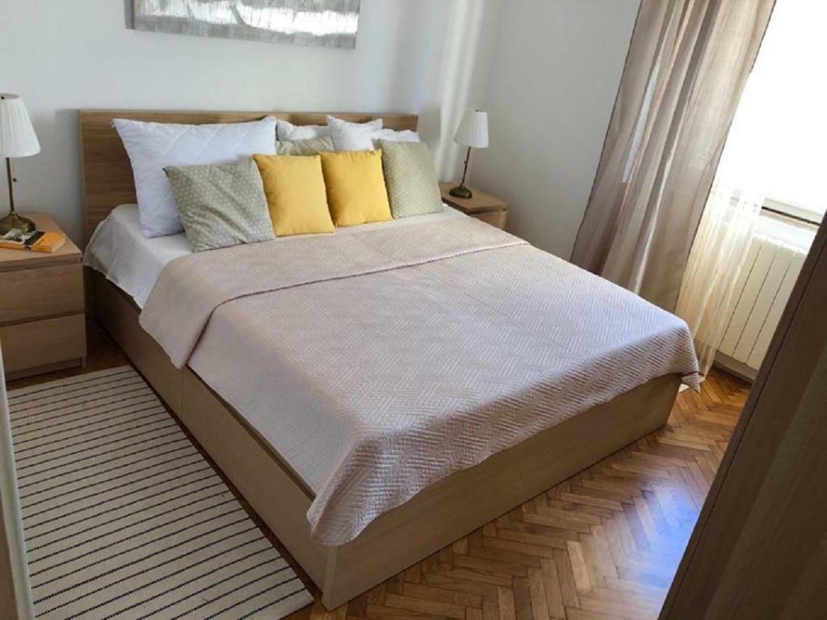 Apartments Barbaresko Lumbarda Exteriér fotografie