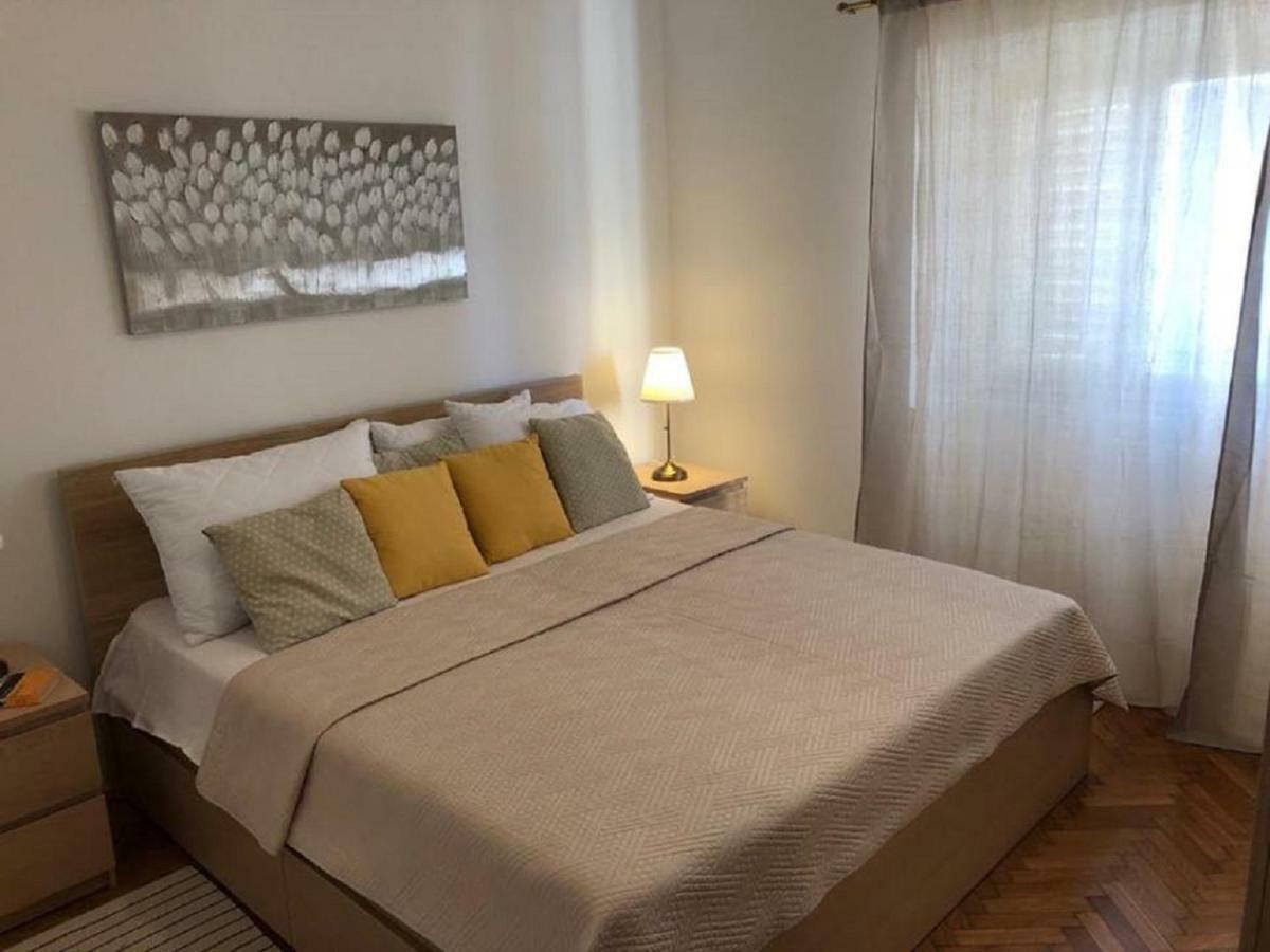Apartments Barbaresko Lumbarda Exteriér fotografie